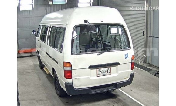 Acheter Import Voiture Toyota Hiace Blanc à Import - Dubai, Barh el Gazel Acheter Import Voiture Toyota Hiace Blanc à Import - Dubai, Barh el Gazel