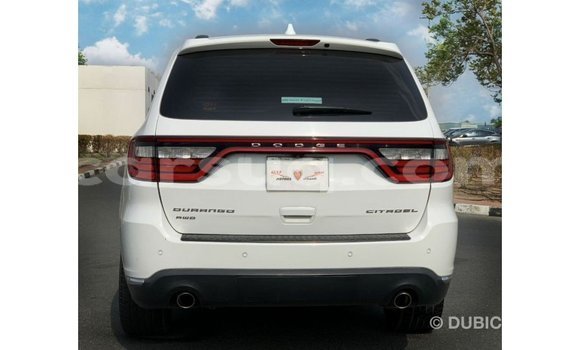 Acheter Import Voiture Dodge Durango Blanc à Import - Dubai, Barh el Gazel Acheter Import Voiture Dodge Durango Blanc à Import - Dubai, Barh el Gazel