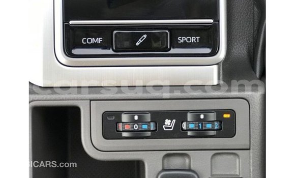 Acheter Import Voiture Toyota Prado Blanc à Import - Dubai, Barh el Gazel Acheter Import Voiture Toyota Prado Blanc à Import - Dubai, Barh el Gazel