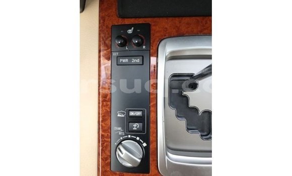 Acheter Import Voiture Toyota Land Cruiser Rouge à Import - Dubai, Barh el Gazel Acheter Import Voiture Toyota Land Cruiser Rouge à Import - Dubai, Barh el Gazel