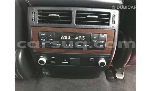 Acheter Import Voiture Toyota Land Cruiser Blanc à Import - Dubai, Barh el Gazel Acheter Import Voiture Toyota Land Cruiser Blanc à Import - Dubai, Barh el Gazel
