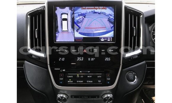 Acheter Import Voiture Toyota Land Cruiser Blanc à Import - Dubai, Barh el Gazel Acheter Import Voiture Toyota Land Cruiser Blanc à Import - Dubai, Barh el Gazel