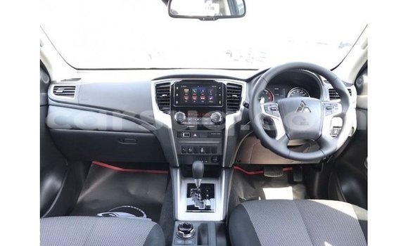 Acheter Import Voiture Mitsubishi i Bleu à Import - Dubai, Barh el Gazel Acheter Import Voiture Mitsubishi i Bleu à Import - Dubai, Barh el Gazel