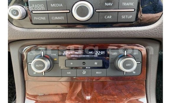 Acheter Import Voiture Volkswagen Touareg Autre à Import - Dubai, Barh el Gazel Acheter Import Voiture Volkswagen Touareg Autre à Import - Dubai, Barh el Gazel