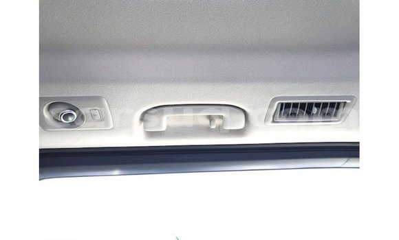 Acheter Import Voiture Toyota Granvia Blanc à Import - Dubai, Barh el Gazel Acheter Import Voiture Toyota Granvia Blanc à Import - Dubai, Barh el Gazel