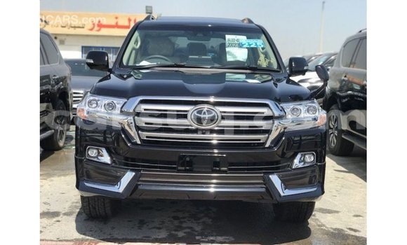 Acheter Import Voiture Toyota Land Cruiser Noir à Import - Dubai, Barh el Gazel Acheter Import Voiture Toyota Land Cruiser Noir à Import - Dubai, Barh el Gazel