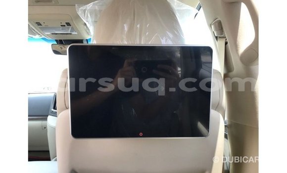 Acheter Import Voiture Toyota Land Cruiser Noir à Import - Dubai, Barh el Gazel Acheter Import Voiture Toyota Land Cruiser Noir à Import - Dubai, Barh el Gazel