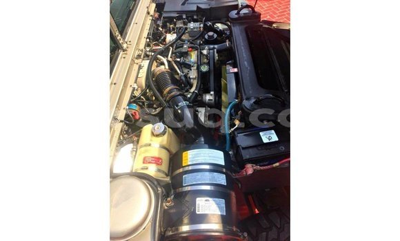 Acheter Import Voiture Hummer H1 Autre à Import - Dubai, Barh el Gazel Acheter Import Voiture Hummer H1 Autre à Import - Dubai, Barh el Gazel