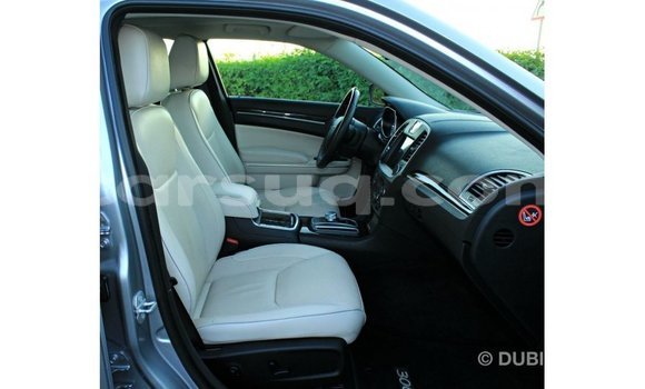 Acheter Import Voiture Chrysler 300 Autre à Import - Dubai, Barh el Gazel Acheter Import Voiture Chrysler 300 Autre à Import - Dubai, Barh el Gazel