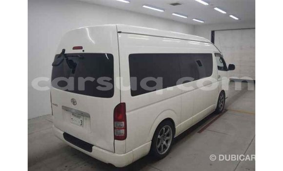 Acheter Import Voiture Toyota Hiace Blanc à Import - Dubai, Barh el Gazel Acheter Import Voiture Toyota Hiace Blanc à Import - Dubai, Barh el Gazel