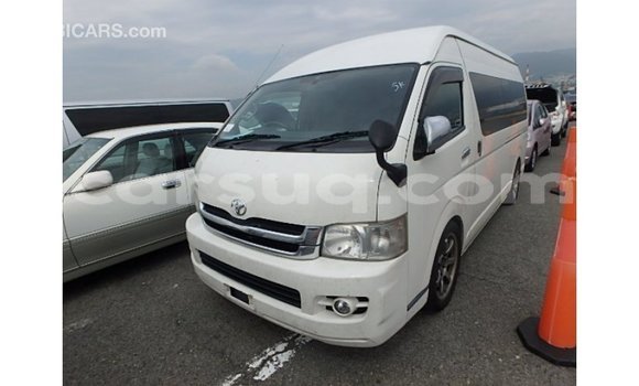 Acheter Import Voiture Toyota Hiace Blanc à Import - Dubai, Barh el Gazel Acheter Import Voiture Toyota Hiace Blanc à Import - Dubai, Barh el Gazel
