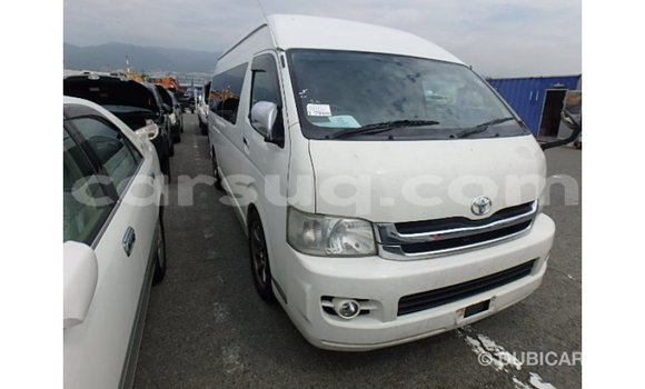Acheter Import Voiture Toyota Hiace Blanc à Import - Dubai, Barh el Gazel Acheter Import Voiture Toyota Hiace Blanc à Import - Dubai, Barh el Gazel