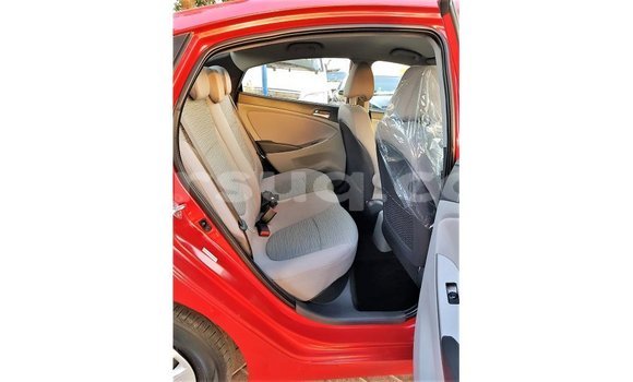 Acheter Import Voiture Hyundai Accent Rouge à Import - Dubai, Barh el Gazel Acheter Import Voiture Hyundai Accent Rouge à Import - Dubai, Barh el Gazel