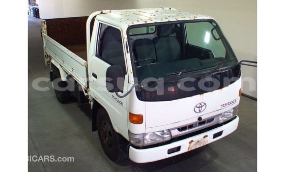 Acheter Import Voiture Toyota Dyna Blanc à Import - Dubai, Barh el Gazel Acheter Import Voiture Toyota Dyna Blanc à Import - Dubai, Barh el Gazel