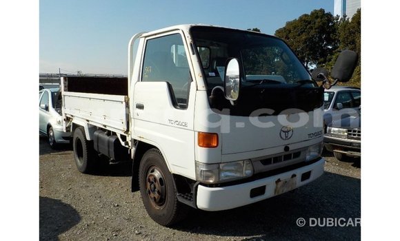Acheter Import Voiture Toyota Dyna Blanc à Import - Dubai, Barh el Gazel Acheter Import Voiture Toyota Dyna Blanc à Import - Dubai, Barh el Gazel