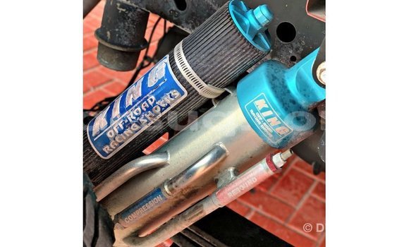 Acheter Import Voiture Ford Club Wagon Rouge à Import - Dubai, Barh el Gazel Acheter Import Voiture Ford Club Wagon Rouge à Import - Dubai, Barh el Gazel