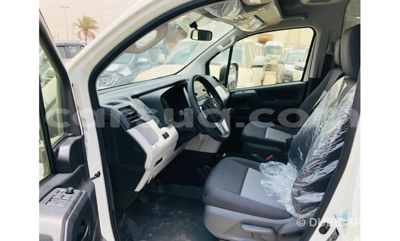 Acheter Import Voiture Toyota Hiace Blanc à Import - Dubai, Barh el Gazel Acheter Import Voiture Toyota Hiace Blanc à Import - Dubai, Barh el Gazel