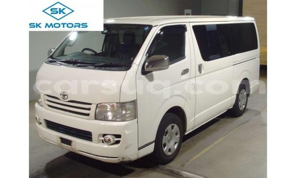 Acheter Import Voiture Toyota Hiace Blanc à Import - Dubai, Barh el Gazel Acheter Import Voiture Toyota Hiace Blanc à Import - Dubai, Barh el Gazel