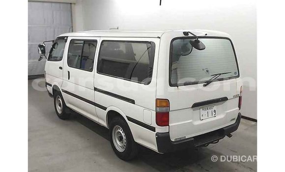 Acheter Import Voiture Toyota Hiace Blanc à Import - Dubai, Barh el Gazel Acheter Import Voiture Toyota Hiace Blanc à Import - Dubai, Barh el Gazel