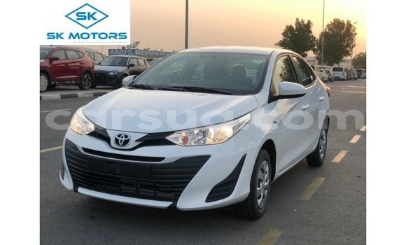 Acheter Import Voiture Toyota Yaris Blanc à Import - Dubai, Barh el Gazel