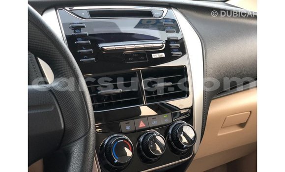 Acheter Import Voiture Toyota Yaris Blanc à Import - Dubai, Barh el Gazel Acheter Import Voiture Toyota Yaris Blanc à Import - Dubai, Barh el Gazel