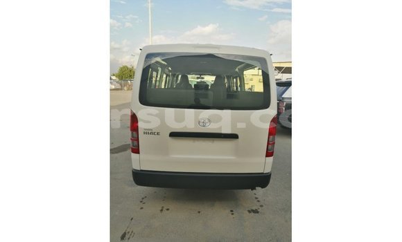 Acheter Import Voiture Toyota Hiace Blanc à Import - Dubai, Barh el Gazel Acheter Import Voiture Toyota Hiace Blanc à Import - Dubai, Barh el Gazel