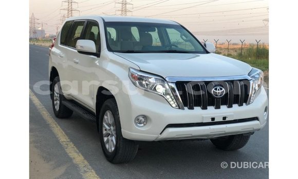 Acheter Import Voiture Toyota Prado Blanc à Import - Dubai, Barh el Gazel Acheter Import Voiture Toyota Prado Blanc à Import - Dubai, Barh el Gazel