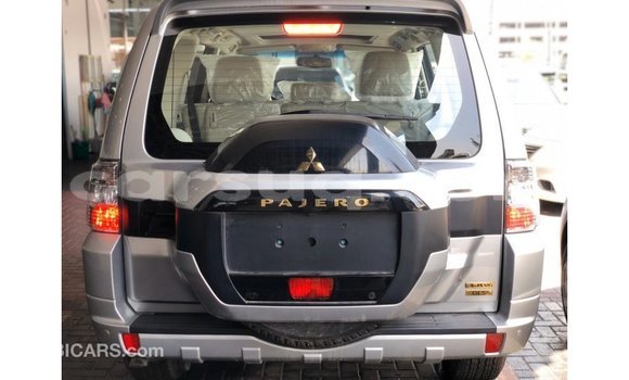 Acheter Import Voiture Mitsubishi Pajero Autre à Import - Dubai, Barh el Gazel Acheter Import Voiture Mitsubishi Pajero Autre à Import - Dubai, Barh el Gazel
