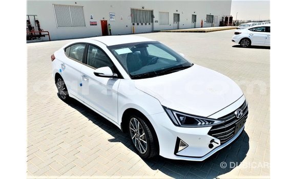 Acheter Import Voiture Hyundai Elantra Blanc à Import - Dubai, Barh el Gazel Acheter Import Voiture Hyundai Elantra Blanc à Import - Dubai, Barh el Gazel
