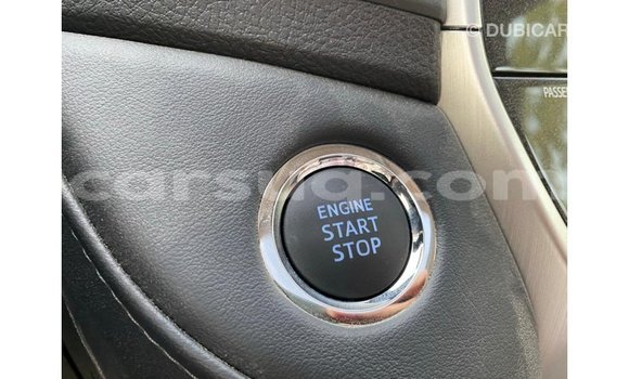 Acheter Import Voiture Toyota Land Cruiser Blanc à Import - Dubai, Barh el Gazel Acheter Import Voiture Toyota Land Cruiser Blanc à Import - Dubai, Barh el Gazel