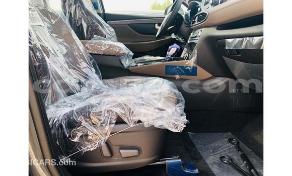 Acheter Import Voiture Hyundai Santa Fe Vert à Import - Dubai, Barh el Gazel Acheter Import Voiture Hyundai Santa Fe Vert à Import - Dubai, Barh el Gazel