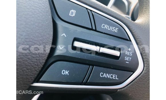 Acheter Import Voiture Hyundai Santa Fe Blanc à Import - Dubai, Barh el Gazel Acheter Import Voiture Hyundai Santa Fe Blanc à Import - Dubai, Barh el Gazel