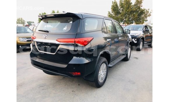 Acheter Import Voiture Toyota Fortuner Noir à Import - Dubai, Barh el Gazel Acheter Import Voiture Toyota Fortuner Noir à Import - Dubai, Barh el Gazel