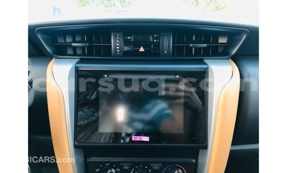 Acheter Import Voiture Toyota Fortuner Noir à Import - Dubai, Barh el Gazel Acheter Import Voiture Toyota Fortuner Noir à Import - Dubai, Barh el Gazel