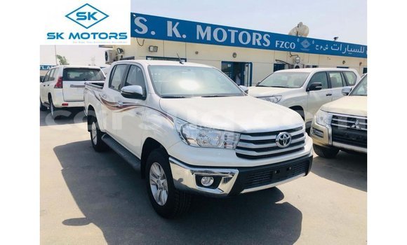 Acheter Import Voiture Toyota Hilux Blanc à Import - Dubai, Barh el Gazel