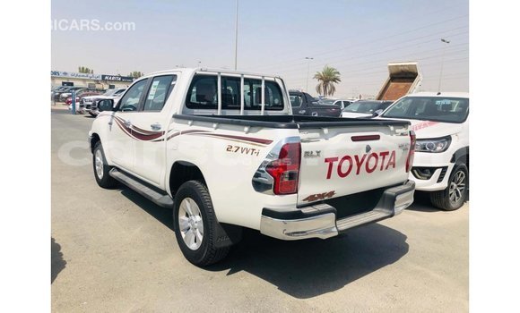 Acheter Import Voiture Toyota Hilux Blanc à Import - Dubai, Barh el Gazel Acheter Import Voiture Toyota Hilux Blanc à Import - Dubai, Barh el Gazel