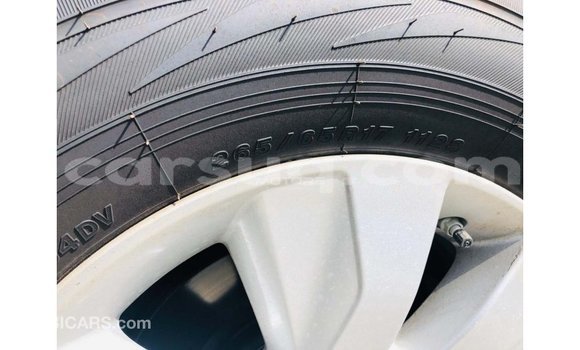 Acheter Import Voiture Toyota Hilux Blanc à Import - Dubai, Barh el Gazel Acheter Import Voiture Toyota Hilux Blanc à Import - Dubai, Barh el Gazel