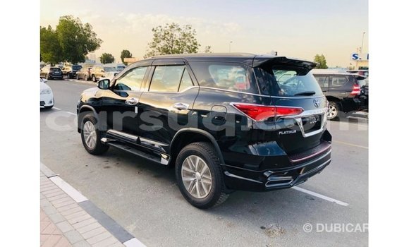 Acheter Import Voiture Toyota Fortuner Noir à Import - Dubai, Barh el Gazel Acheter Import Voiture Toyota Fortuner Noir à Import - Dubai, Barh el Gazel
