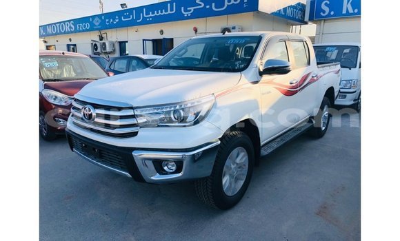 Buy Import Toyota Hilux White Car in Import - Dubai in Barh el Gazel Buy Import Toyota Hilux White Car in Import - Dubai in Barh el Gazel