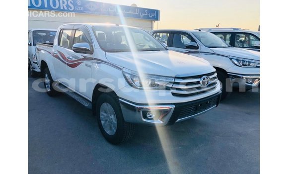Buy Import Toyota Hilux White Car in Import - Dubai in Barh el Gazel Buy Import Toyota Hilux White Car in Import - Dubai in Barh el Gazel