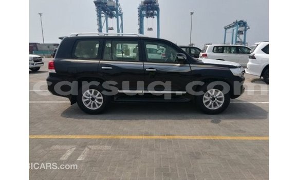 Acheter Import Voiture Toyota Land Cruiser Noir à Import - Dubai, Barh el Gazel Acheter Import Voiture Toyota Land Cruiser Noir à Import - Dubai, Barh el Gazel