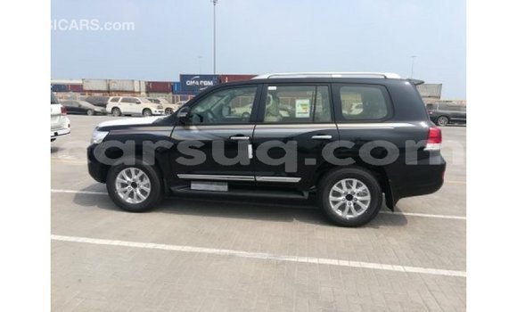 Acheter Import Voiture Toyota Land Cruiser Noir à Import - Dubai, Barh el Gazel Acheter Import Voiture Toyota Land Cruiser Noir à Import - Dubai, Barh el Gazel