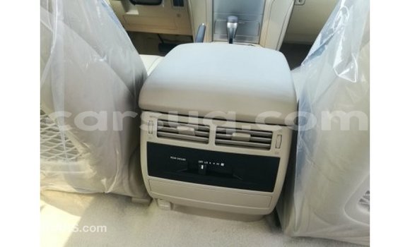 Acheter Import Voiture Toyota Land Cruiser Noir à Import - Dubai, Barh el Gazel Acheter Import Voiture Toyota Land Cruiser Noir à Import - Dubai, Barh el Gazel