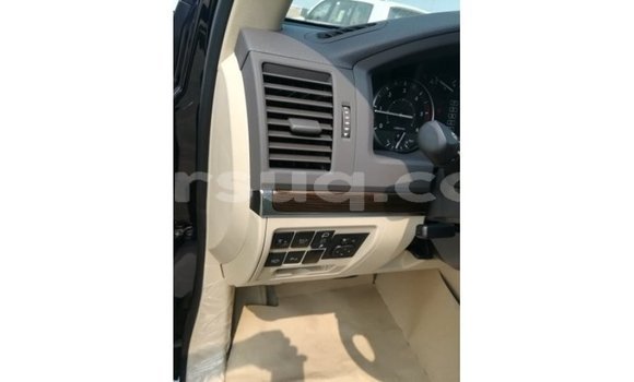 Acheter Import Voiture Toyota Land Cruiser Noir à Import - Dubai, Barh el Gazel Acheter Import Voiture Toyota Land Cruiser Noir à Import - Dubai, Barh el Gazel