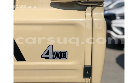 Buy Import Toyota Land Cruiser Beige Car in Import - Dubai in Barh el Gazel Buy Import Toyota Land Cruiser Beige Car in Import - Dubai in Barh el Gazel