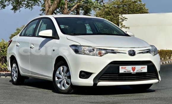 Acheter Import Voiture Toyota Yaris Blanc à Import - Dubai, Barh el Gazel