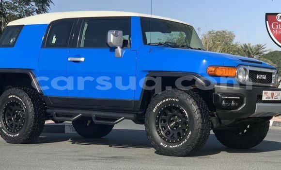 Acheter Import Voiture Toyota FJ Cruiser Bleu à Import - Dubai, Barh el Gazel