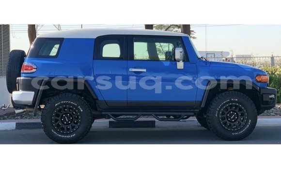 Acheter Import Voiture Toyota FJ Cruiser Bleu à Import - Dubai, Barh el Gazel Acheter Import Voiture Toyota FJ Cruiser Bleu à Import - Dubai, Barh el Gazel