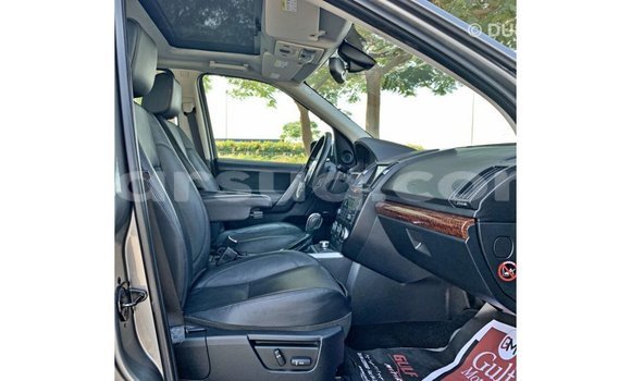 Buy Import Land Rover Defender Other Car in Import - Dubai in Barh el Gazel Buy Import Land Rover Defender Other Car in Import - Dubai in Barh el Gazel