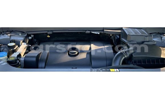 Buy Import Land Rover Defender Other Car in Import - Dubai in Barh el Gazel Buy Import Land Rover Defender Other Car in Import - Dubai in Barh el Gazel